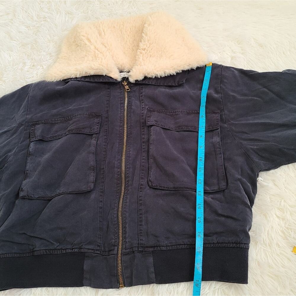 Young Fabulous & Broke Navy Earhart Jacket NWT Small - Picture 4 of 16